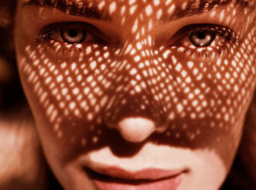 How to tan without getting wrinkles: 3 anti-aging techniques